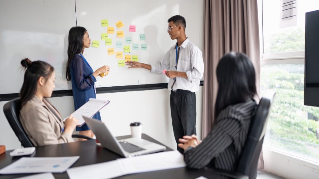 Top Benefits of Combining Translation and Localisation for Businesses